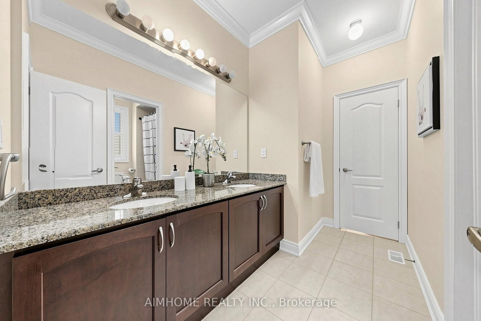 35 Marbrook Street • Richmond Hill, ON photo 25