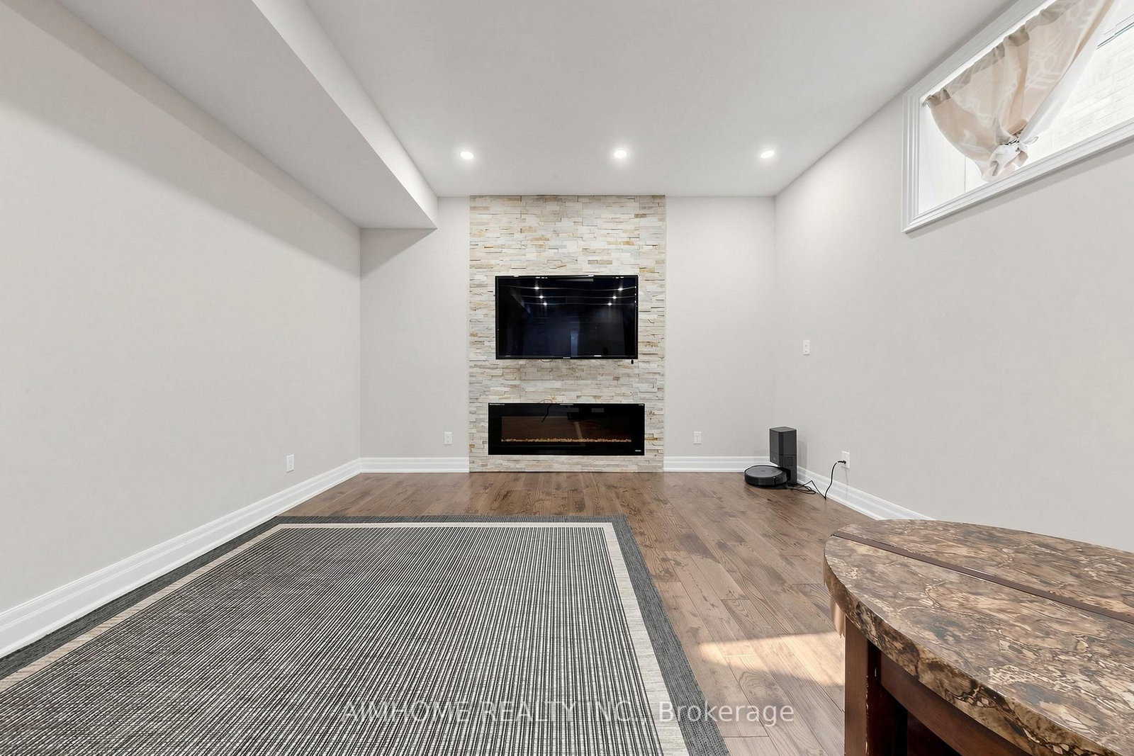 35 Marbrook Street • Richmond Hill, ON photo 38
