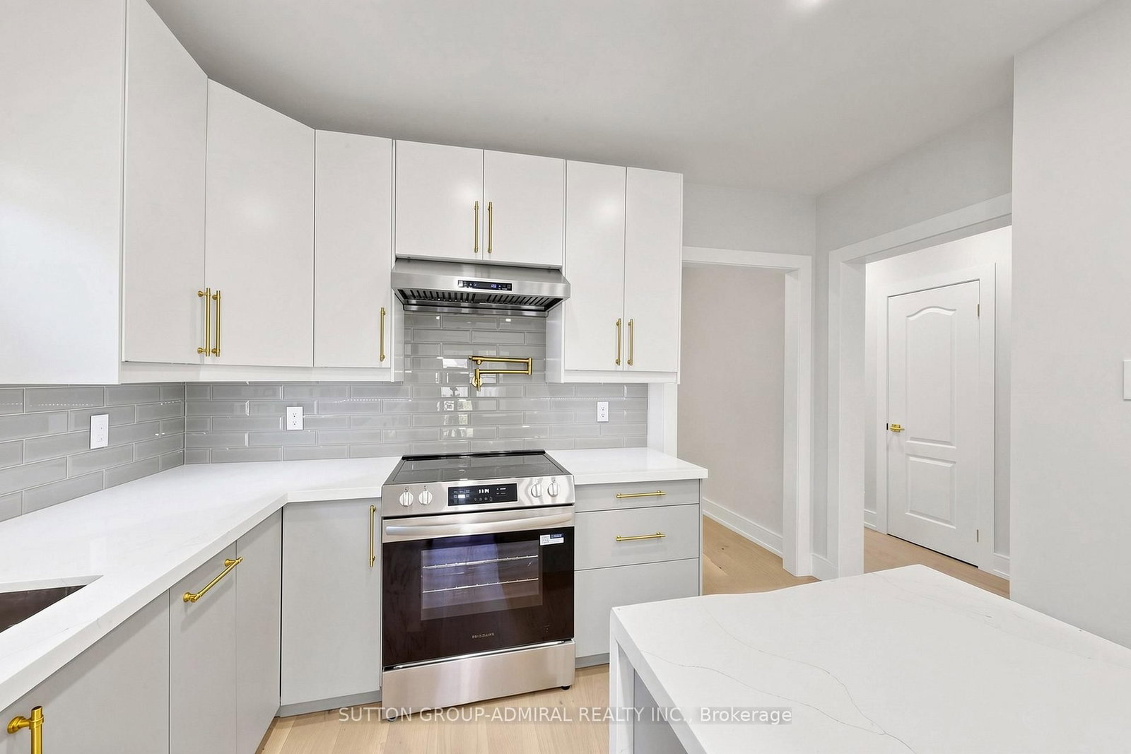 50 Springer Drive • Richmond Hill, ON photo 16