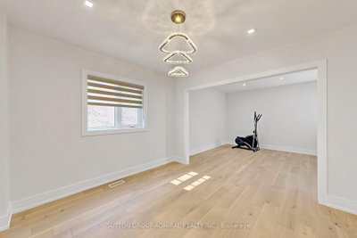 50 Springer Drive • Richmond Hill, ON photo 9