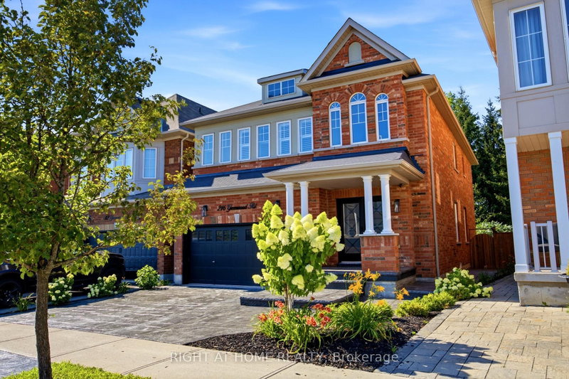 216 Greenwood Road