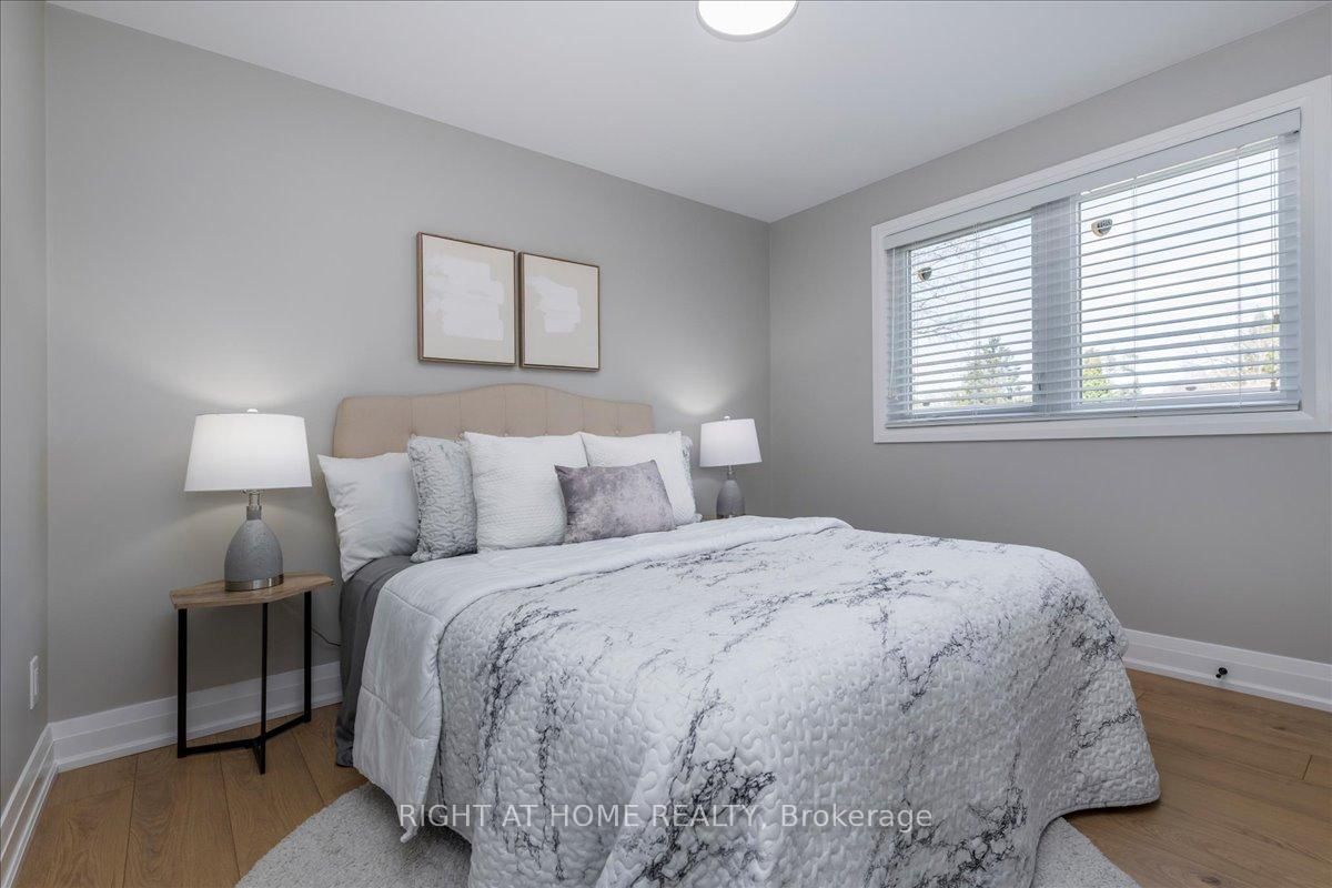 1 South Boulevard • Innisfil, ON photo 20