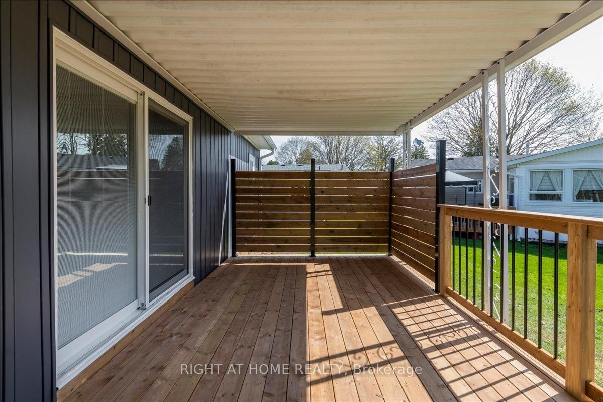 1 South Boulevard • Innisfil, ON photo 27
