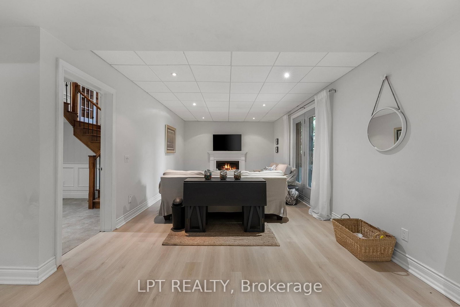 112 Tyler Street • Aurora, ON photo 42
