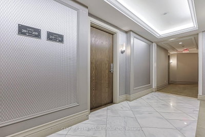111 Civic Square Gate • #210 • Aurora, ON photo 9