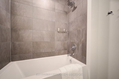 1000 Portage Parkway • #3109 • Vaughan, ON photo 9
