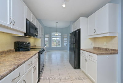 6 Artisan Lane • New Tecumseth, ON photo 8