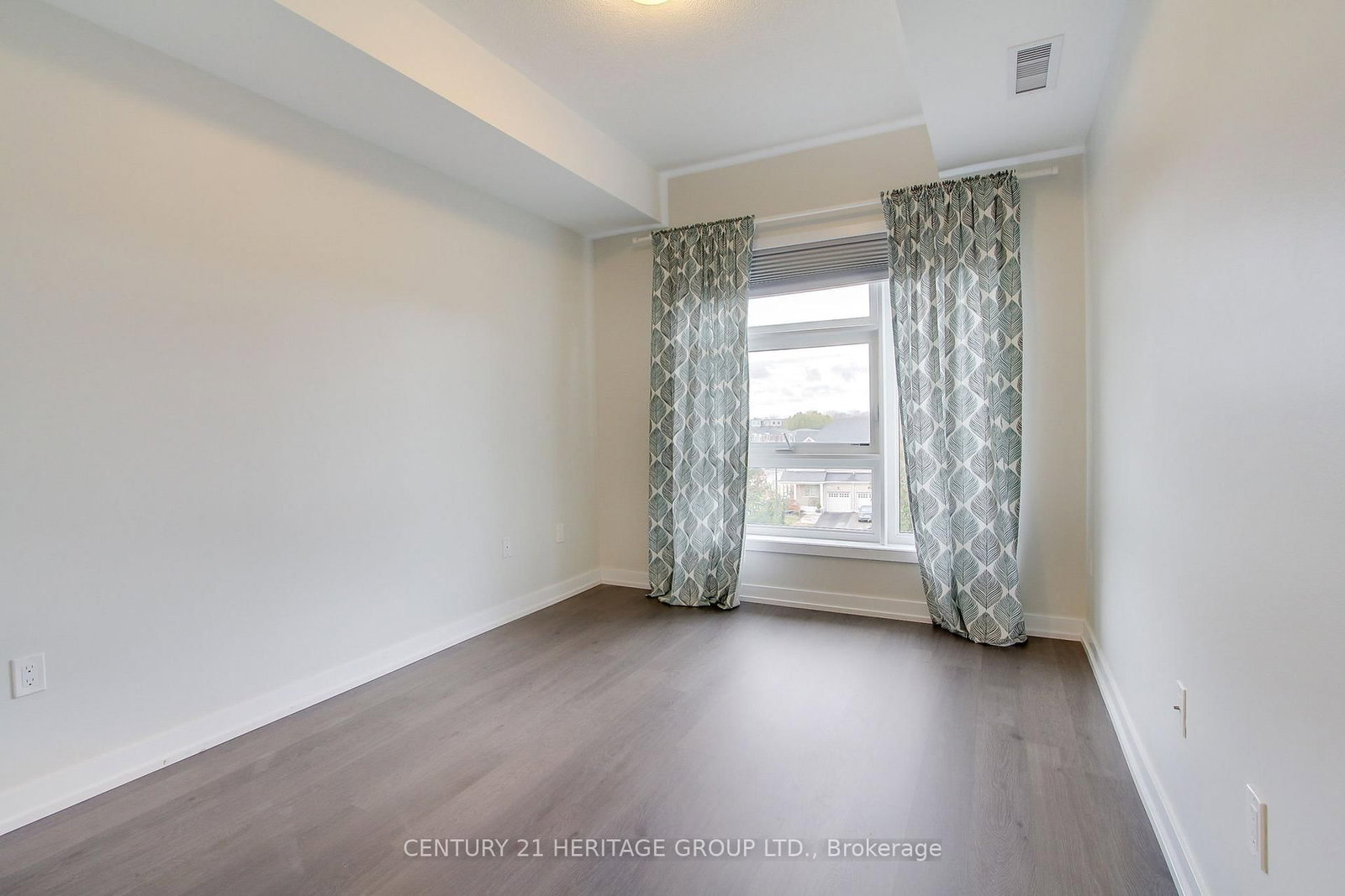555 William Graham Drive • #250 • Aurora, ON photo 14