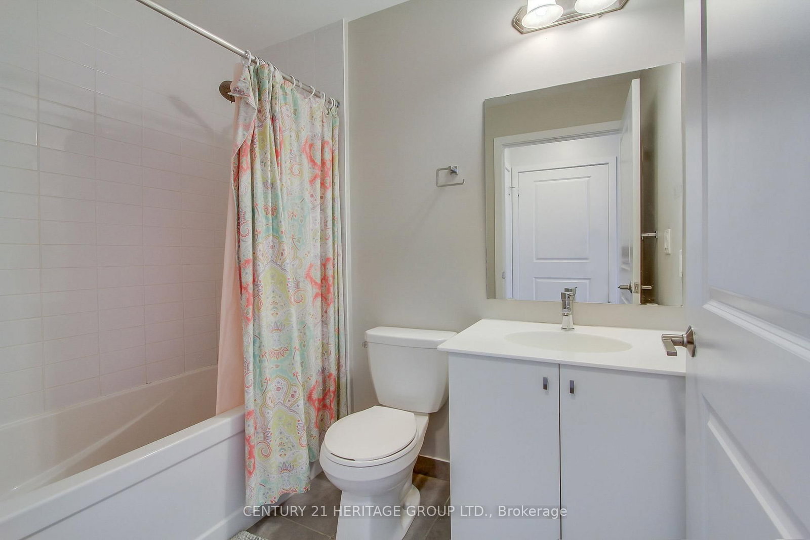 555 William Graham Drive • #250 • Aurora, ON photo 16