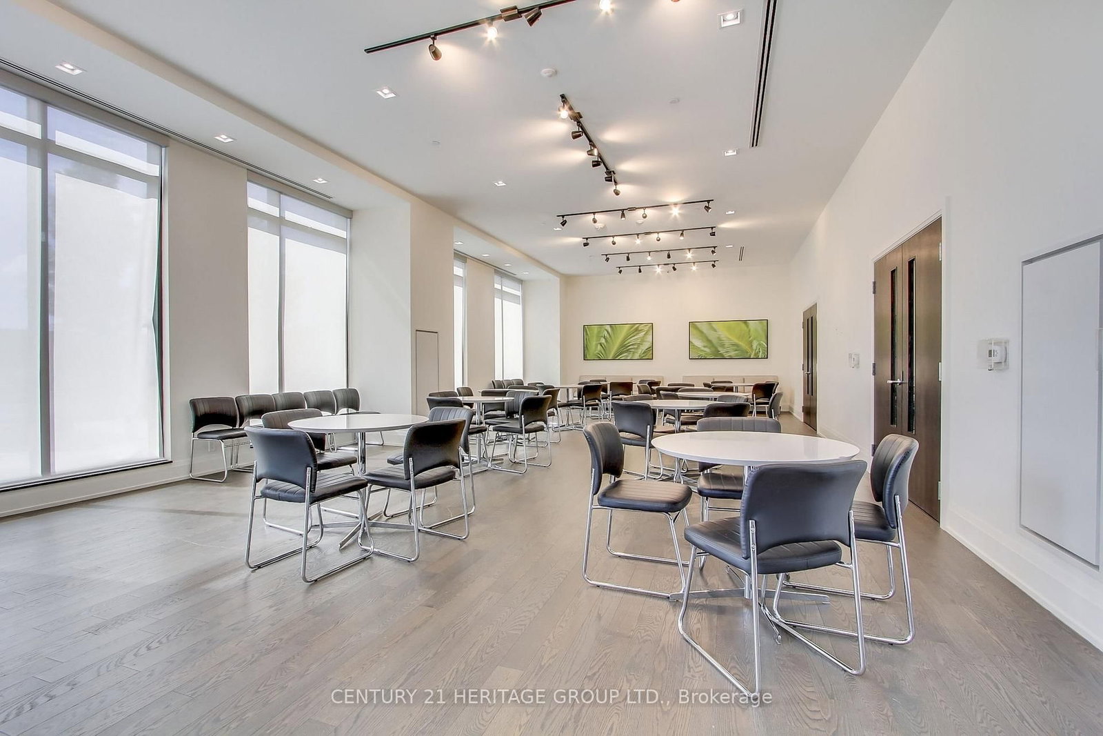 555 William Graham Drive • #250 • Aurora, ON photo 25