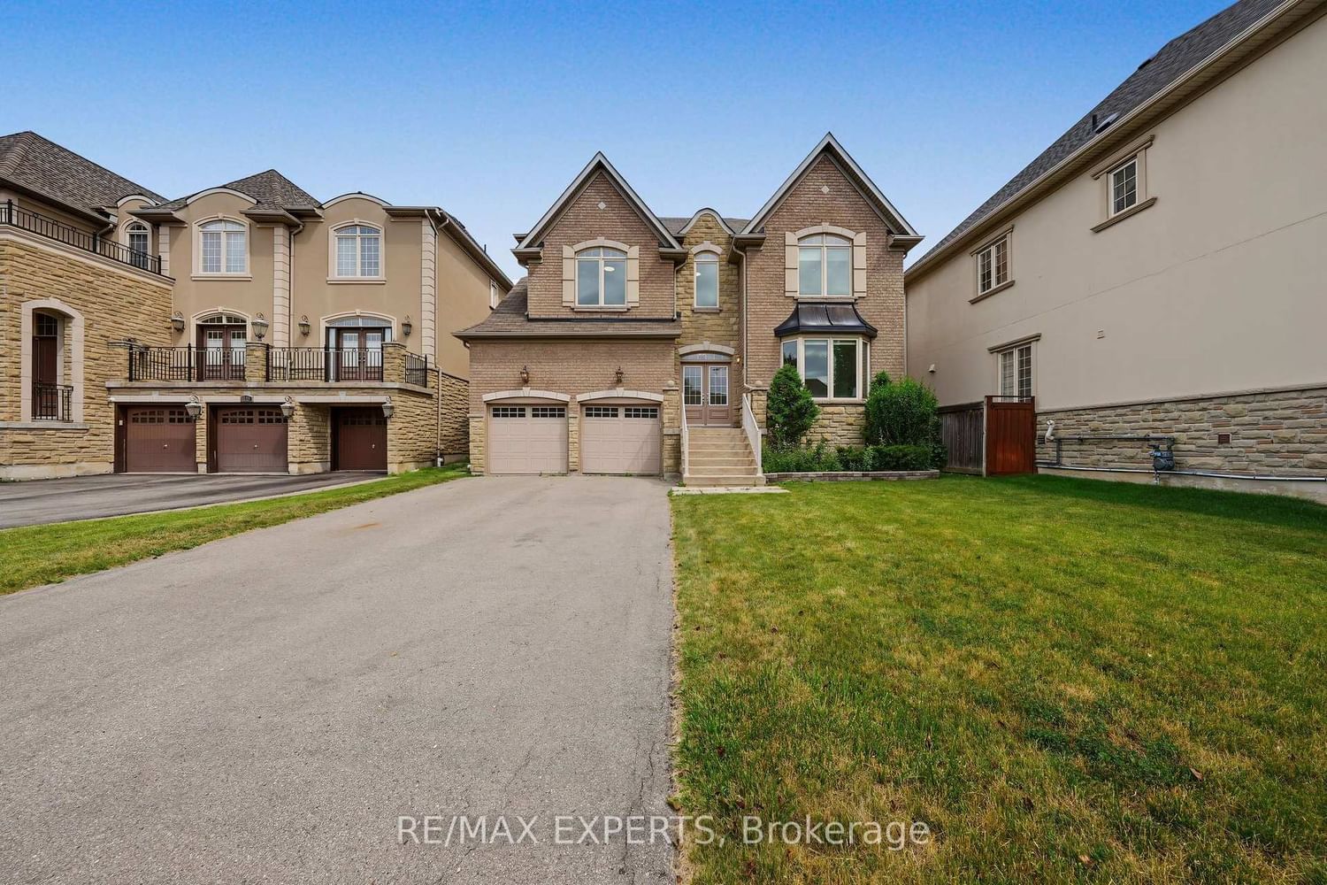 12 Sweet Valerie Court • Vaughan, ON photo 1