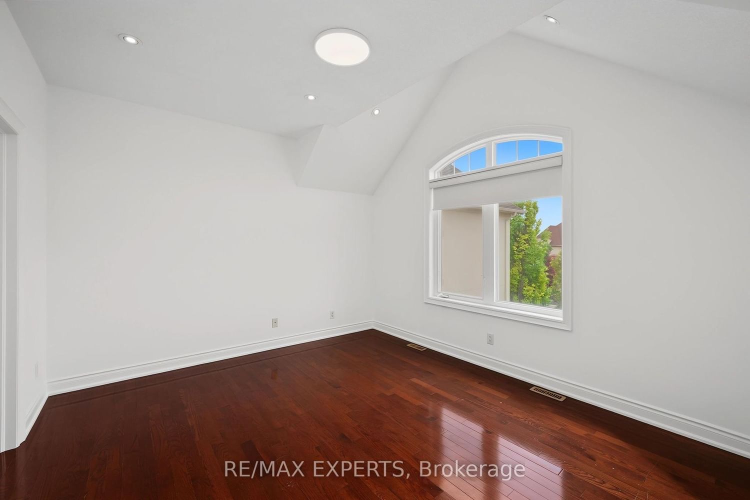 12 Sweet Valerie Court • Vaughan, ON photo 29