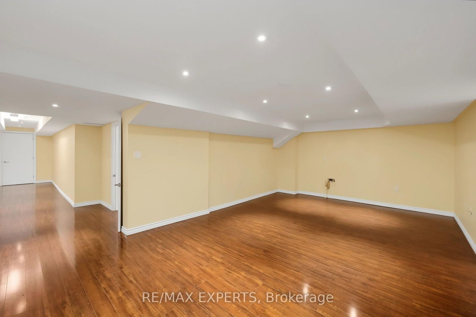 12 Sweet Valerie Court • Vaughan, ON photo 37