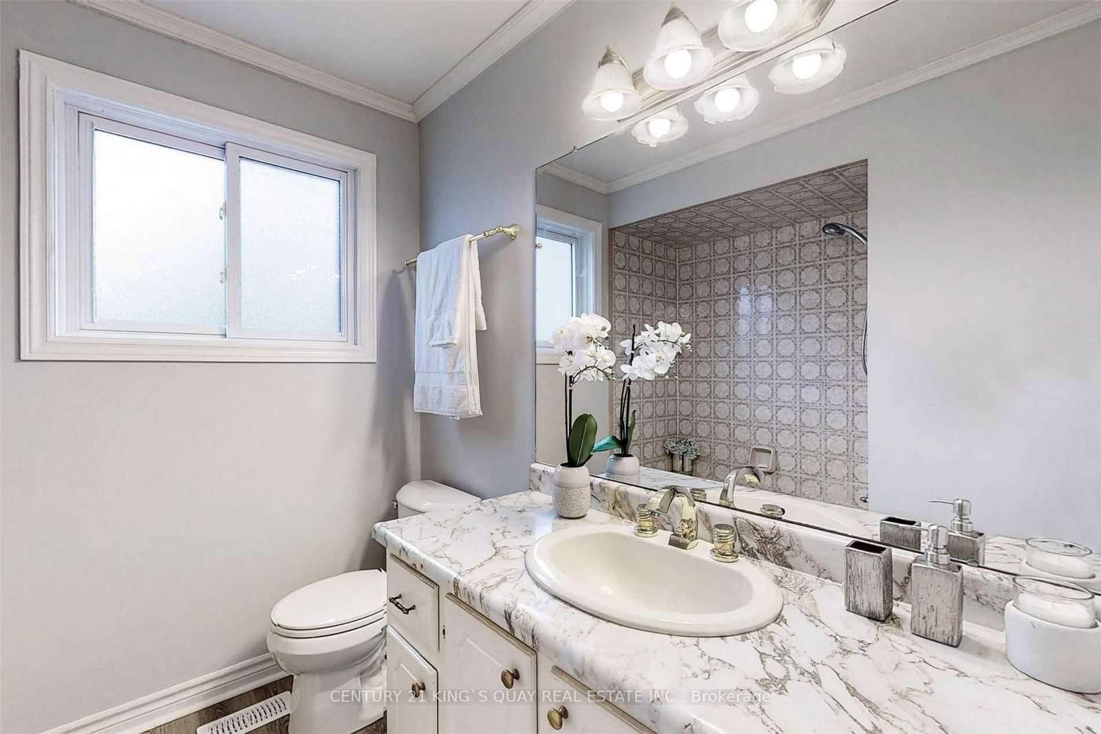 193 Alexander Road • Newmarket, ON photo 32
