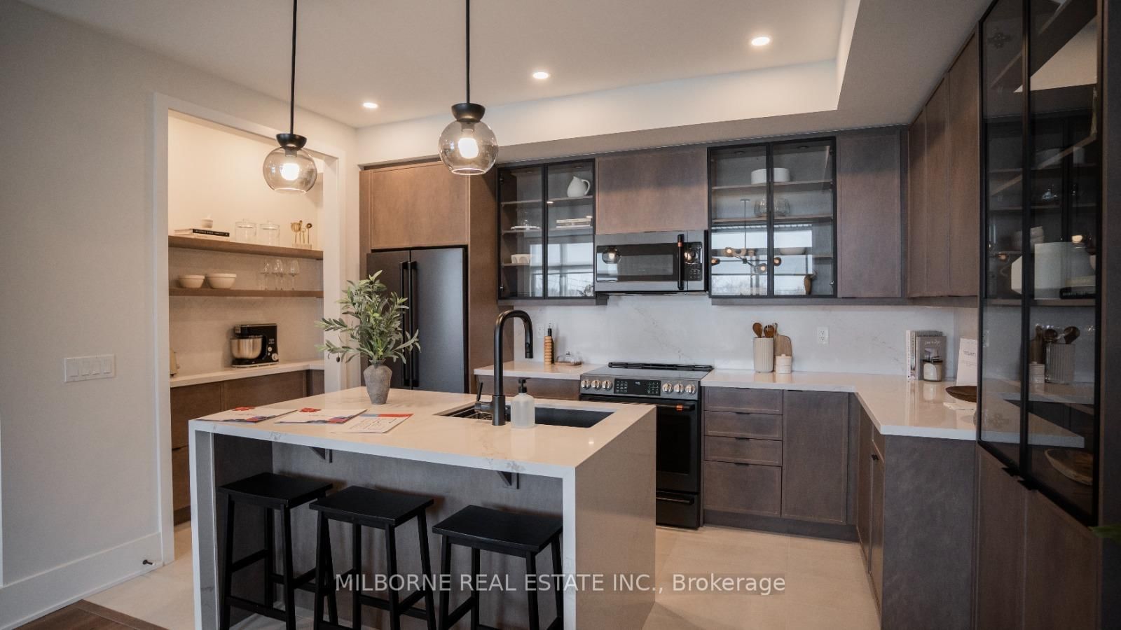 8 Arthur Plaxton Way • Markham, ON photo 1