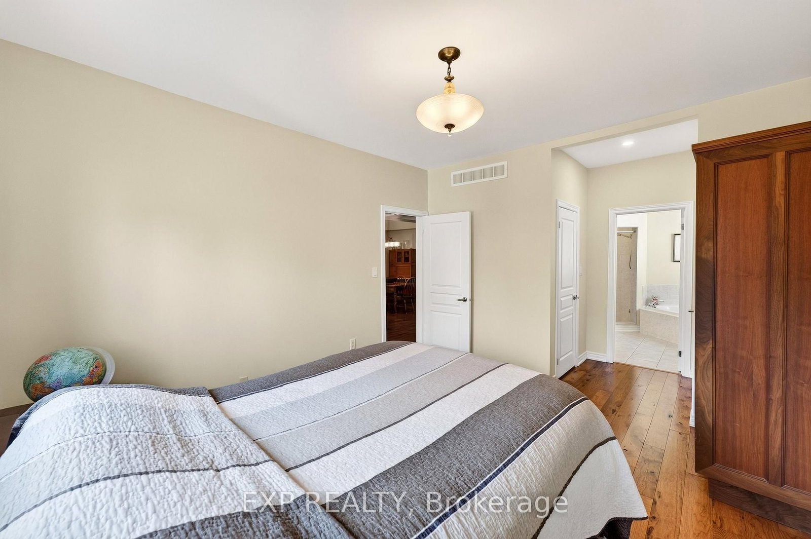 17 Wyndham Circle • Georgina, ON photo 21