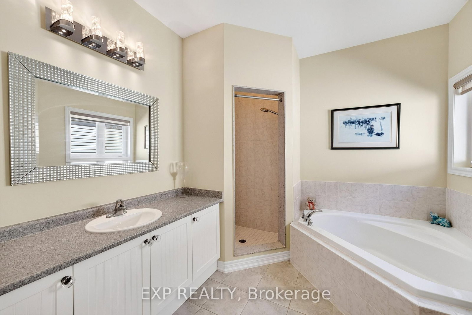 17 Wyndham Circle • Georgina, ON photo 23