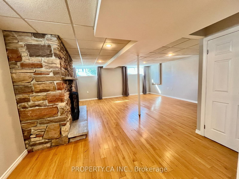 Lower - 205 Talbot Crescent