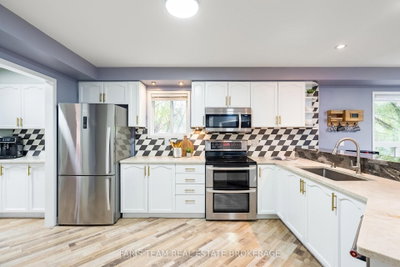 146 8th Avenue • New Tecumseth, ON photo 5
