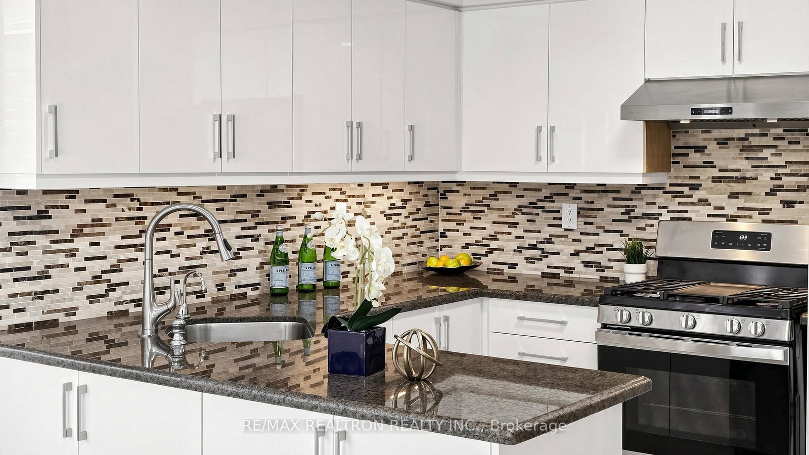 15 Rainey Court • Richmond Hill, ON photo 15