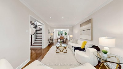 15 Rainey Court • Richmond Hill, ON photo 5