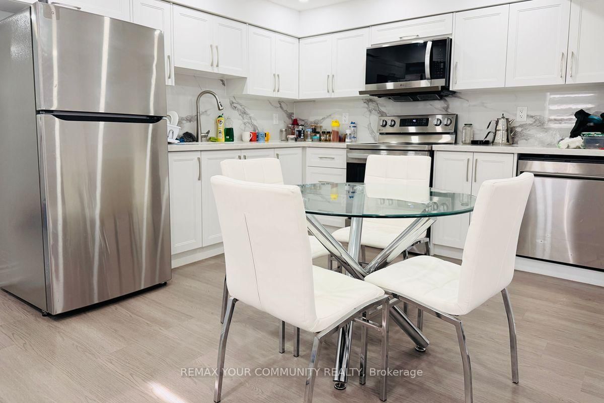 15 Benjamin Hood Crescent • Vaughan, ON photo 12