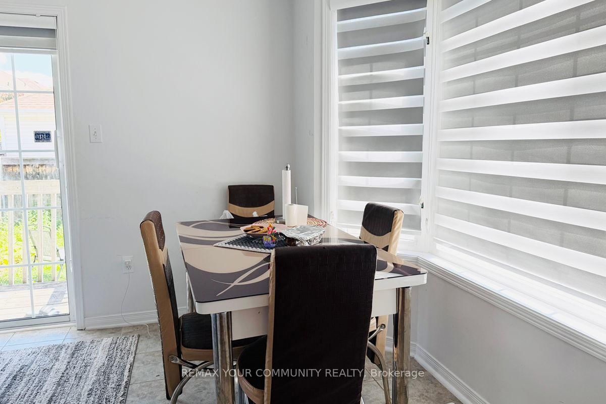 15 Benjamin Hood Crescent • Vaughan, ON photo 5