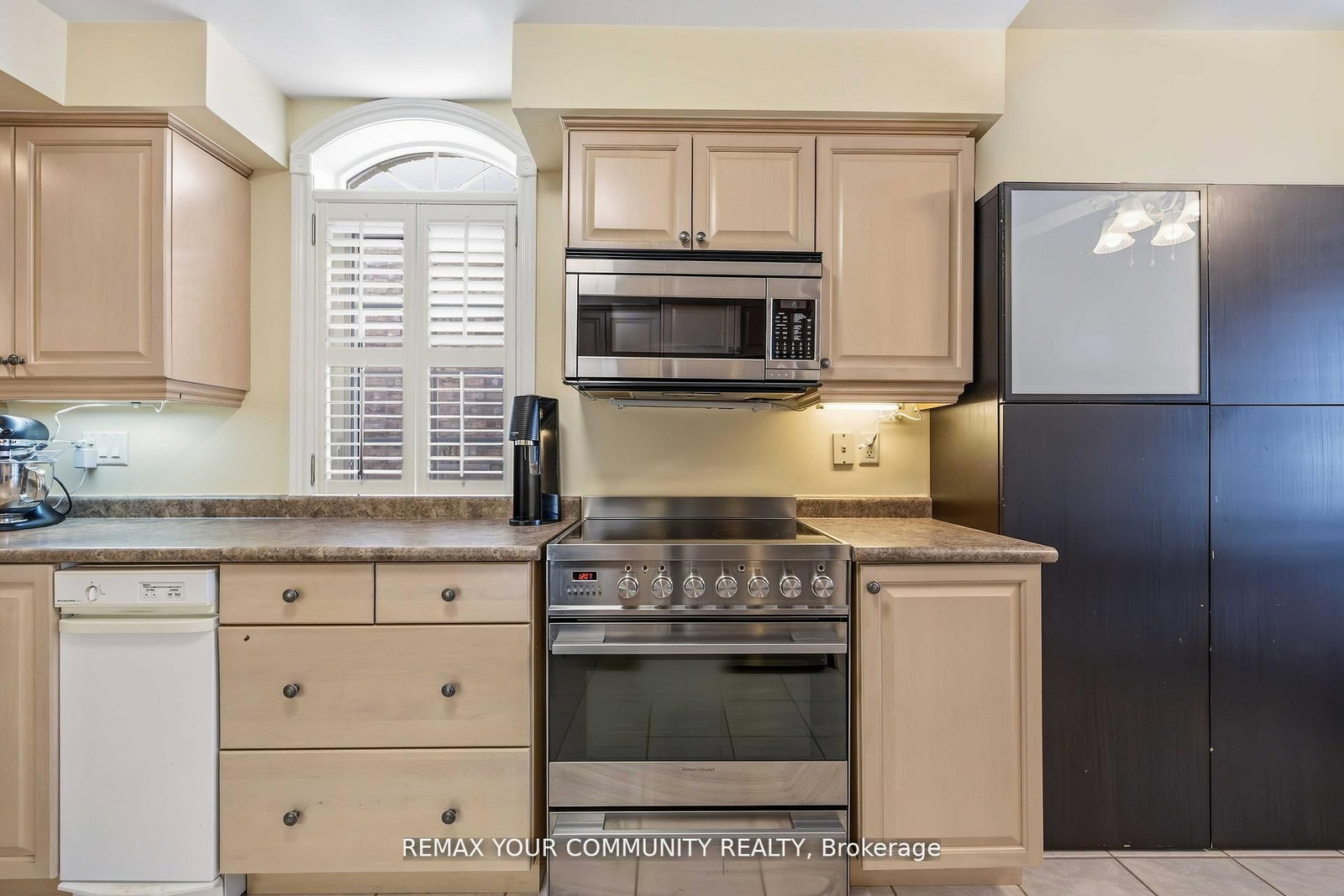 520 Silken Laumann Drive • #17 • Newmarket, ON photo 21