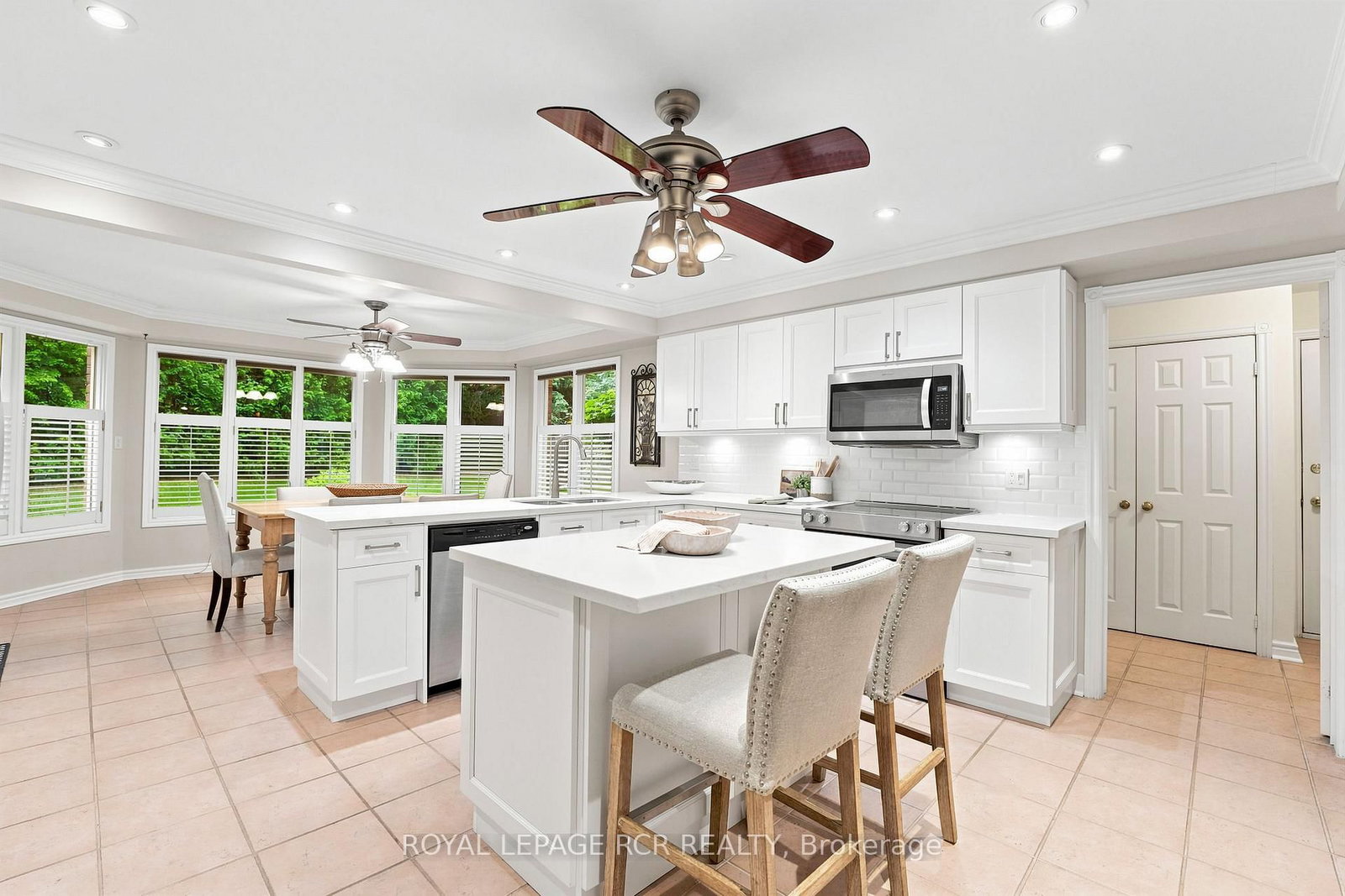 107 Windham Trail • Aurora, ON photo 10