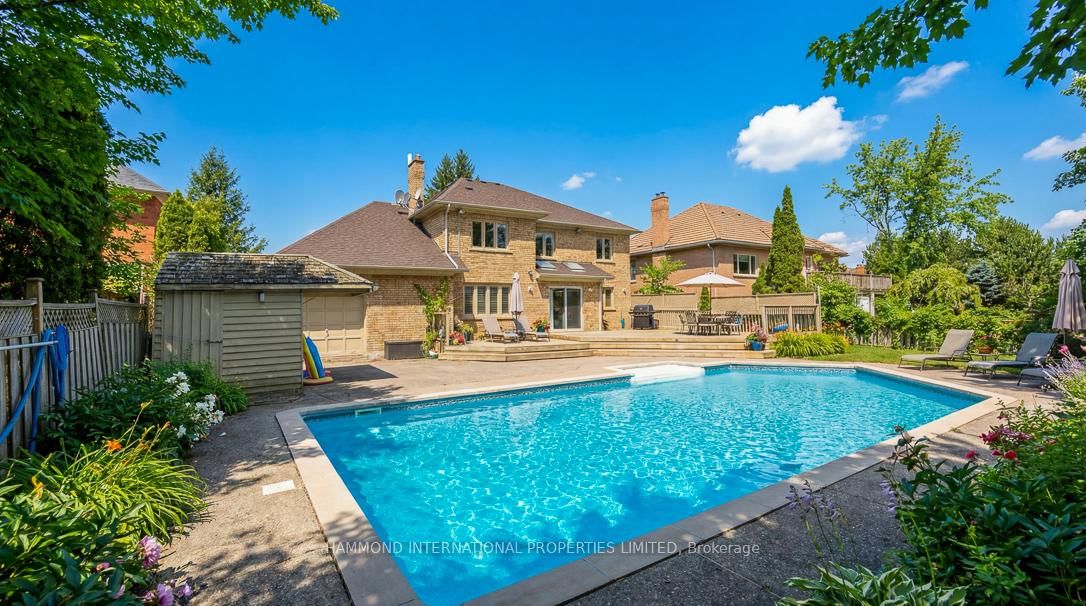 31 Vesta Drive • Richmond Hill, ON photo 4