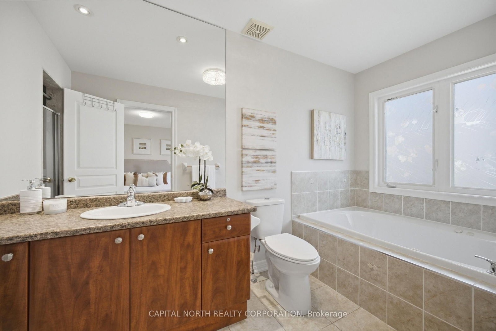 384 William Dunn Crescent • Newmarket, ON photo 22