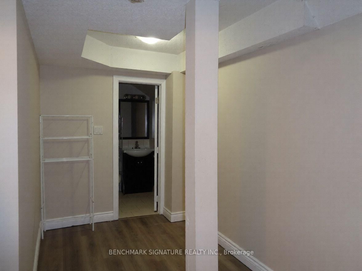 315 Elson Street • Markham, ON photo 18