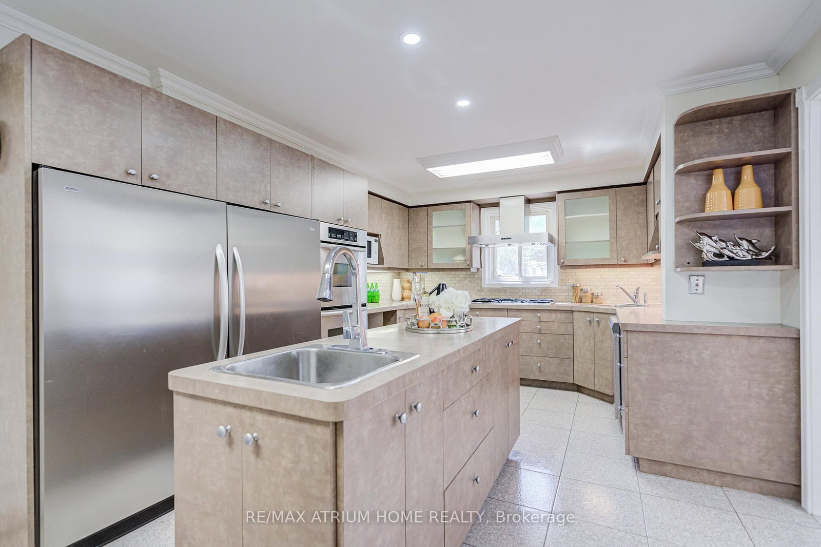 77 Rosedale Heights Drive • Vaughan, ON photo 12