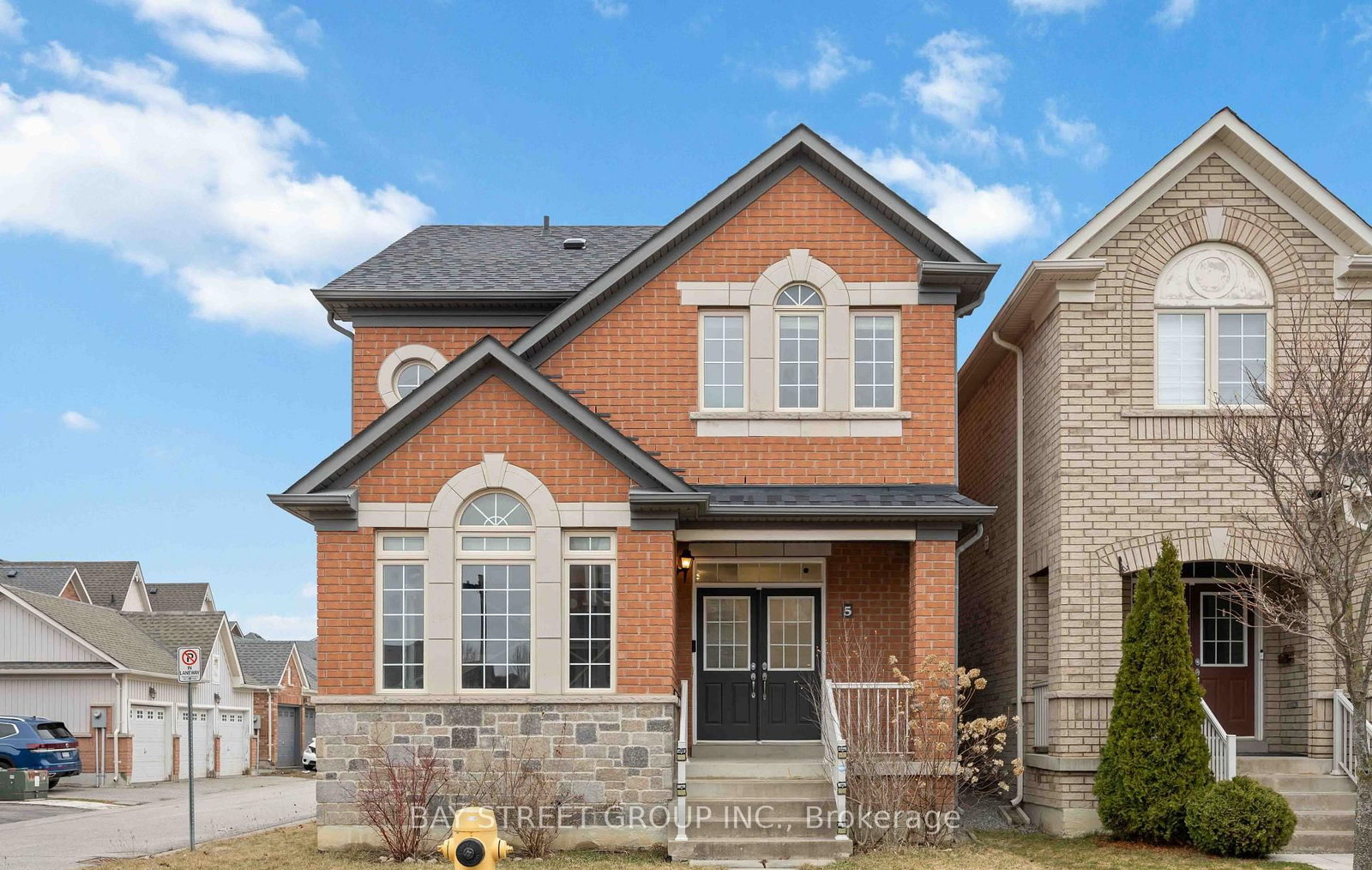 5 Tottenham Court • Markham, ON photo 1