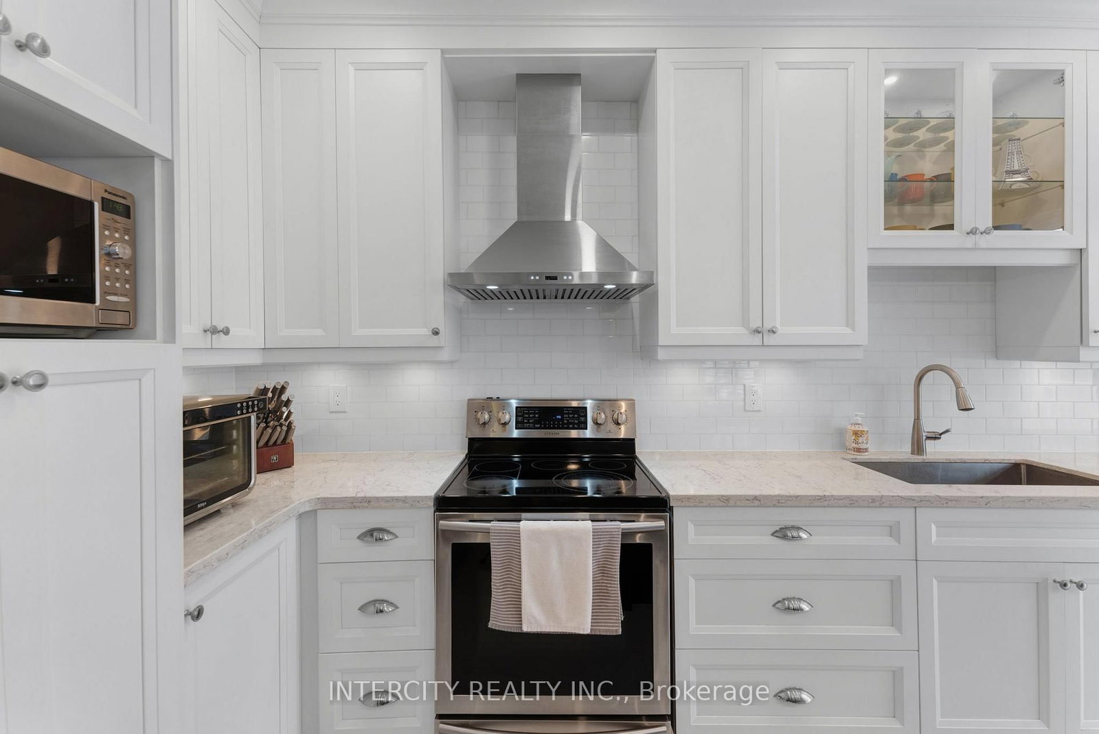 37 Redfinch Crescent • Vaughan, ON photo 13