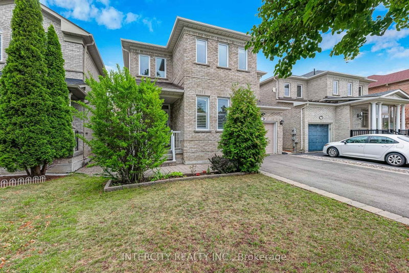 37 Redfinch Crescent