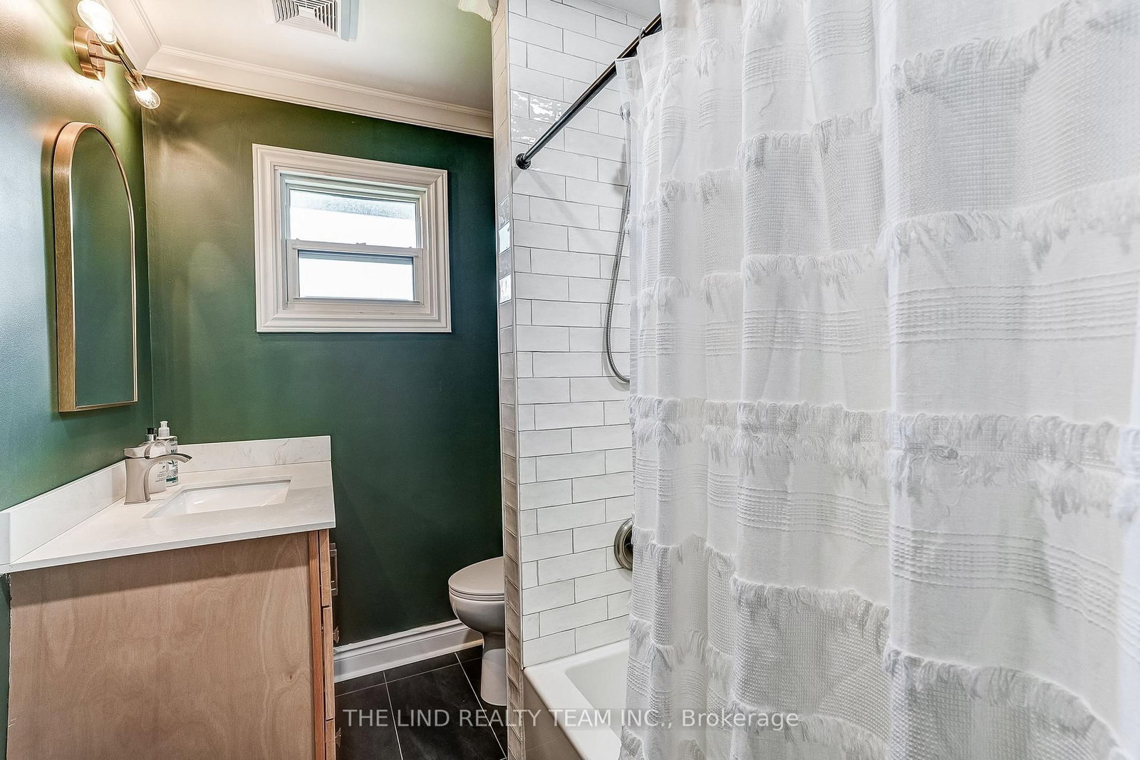19505 Bathurst Street • East Gwillimbury, ON photo 22
