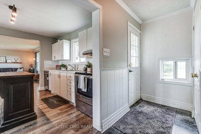 19505 Bathurst Street • East Gwillimbury, ON photo 6