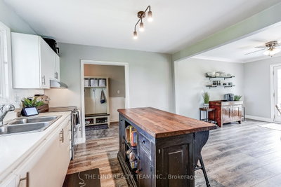 19505 Bathurst Street • East Gwillimbury, ON photo 8