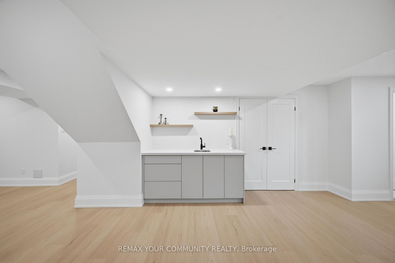 2 Suggs Lane • Whitchurch-Stouffville, ON photo 36