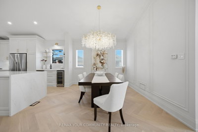 2 Suggs Lane • Whitchurch-Stouffville, ON photo 8