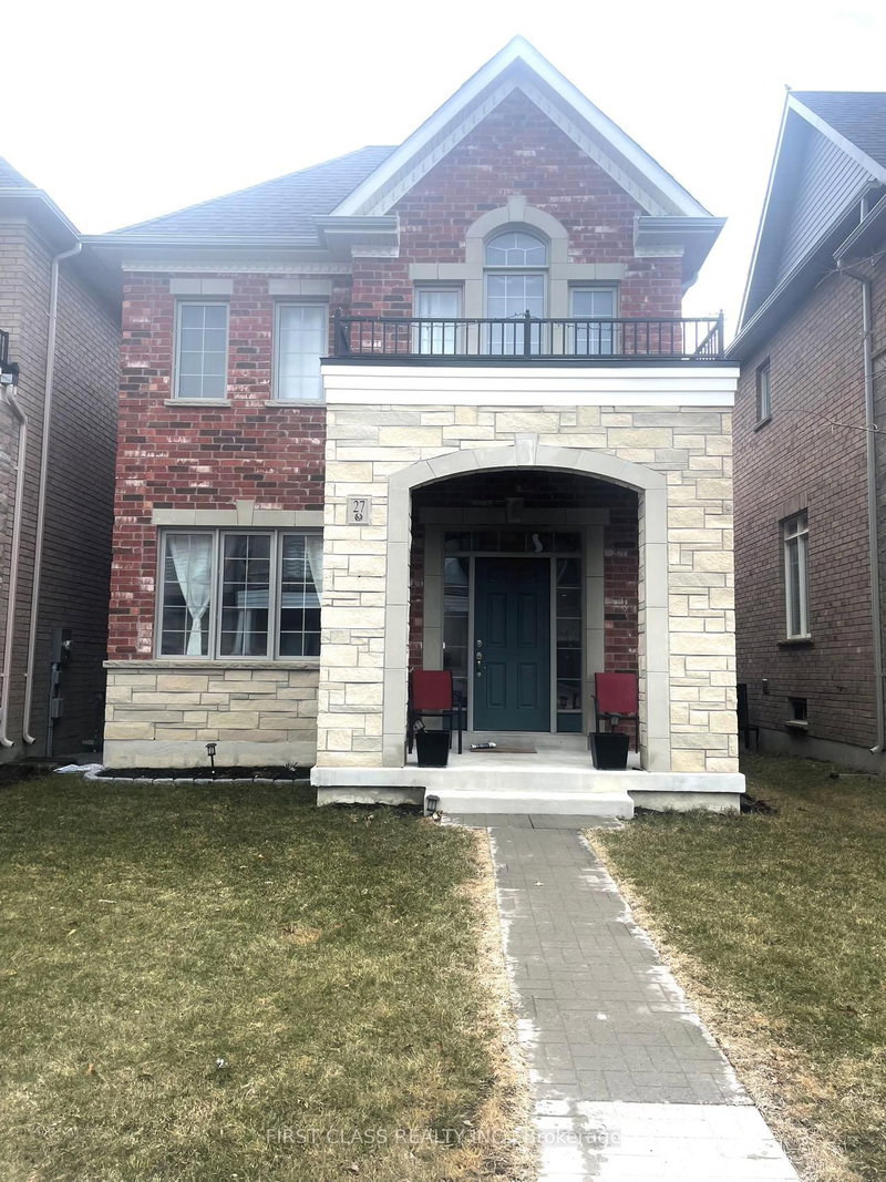 27 Clara May Avenue