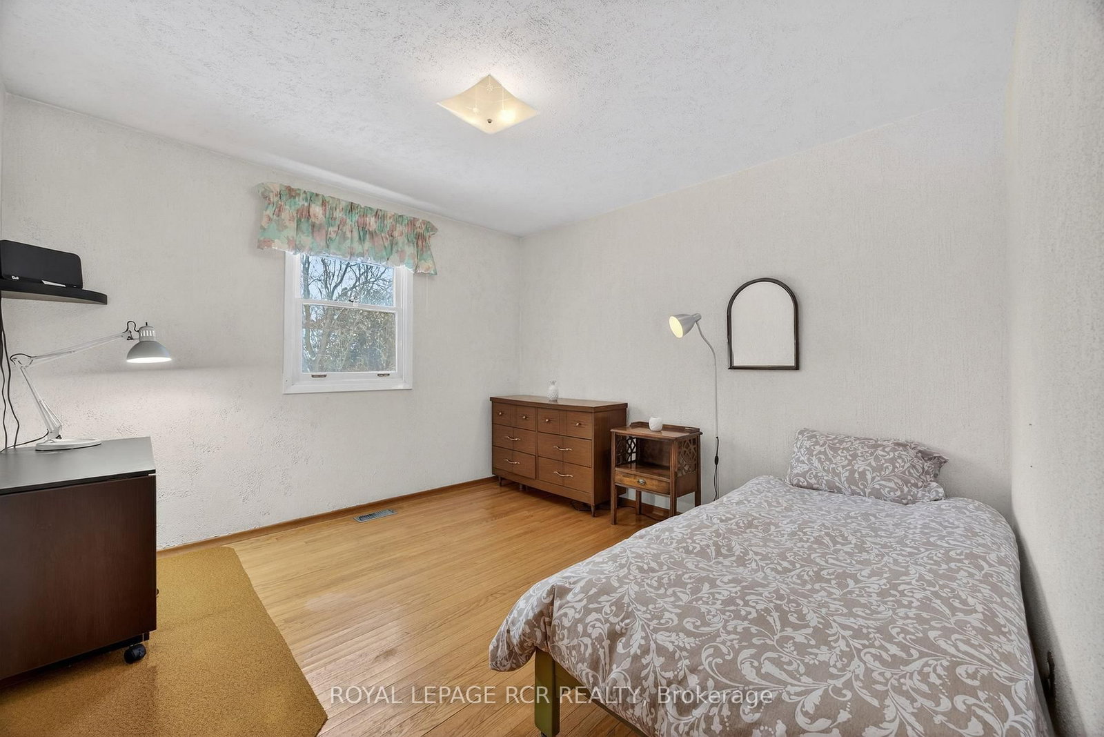 24 Drummond Street • Adjala-Tosorontio, ON photo 16