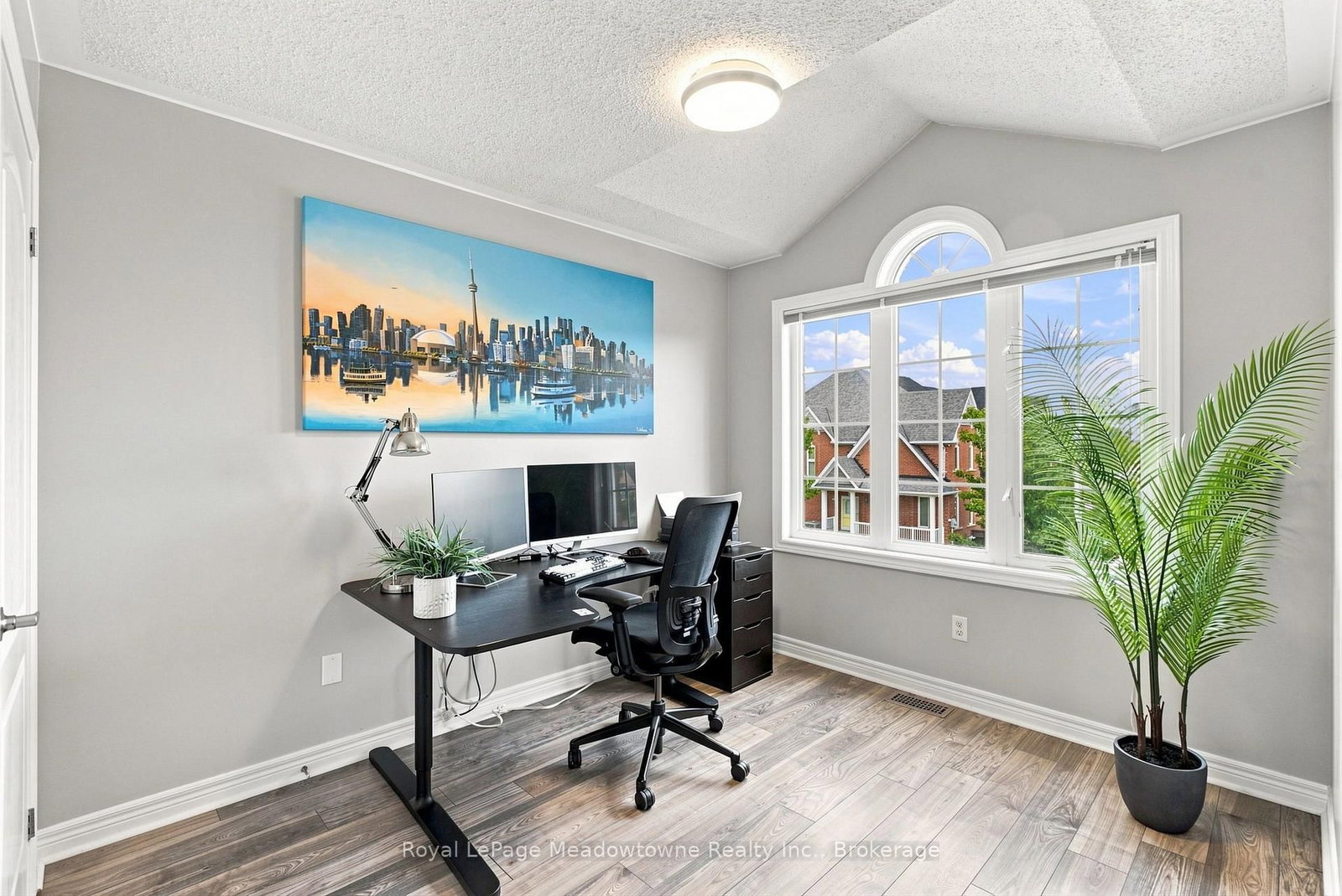 140 Laurendale Avenue • Georgina, ON photo 24