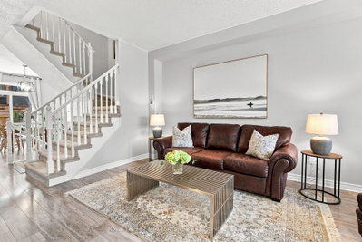 140 Laurendale Avenue • Georgina, ON photo 6