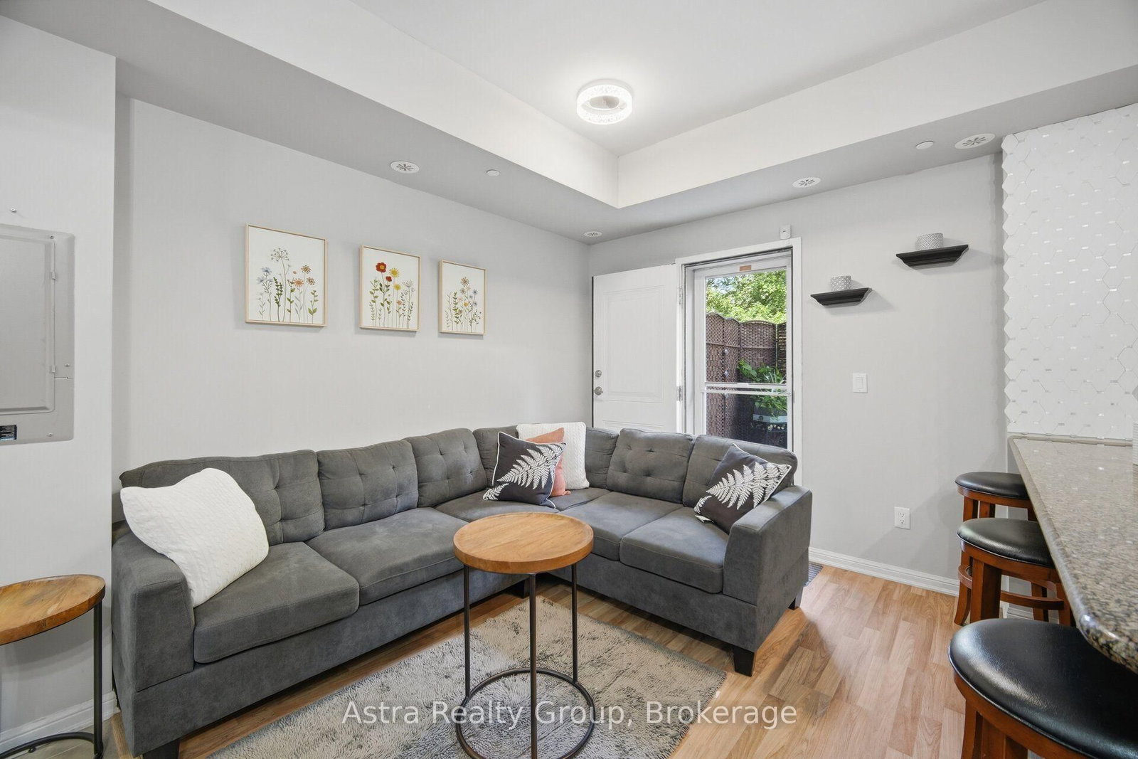9589 Keele Street • #106 • Vaughan, ON photo 9