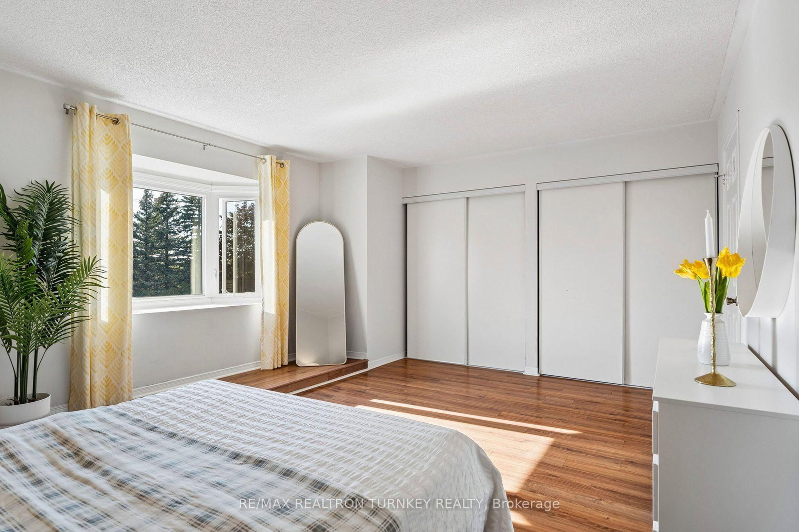 805 Playter Crescent • Newmarket, ON photo 25