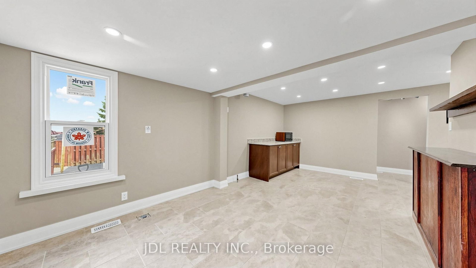 956 Lake Drive E • Georgina, ON photo 12