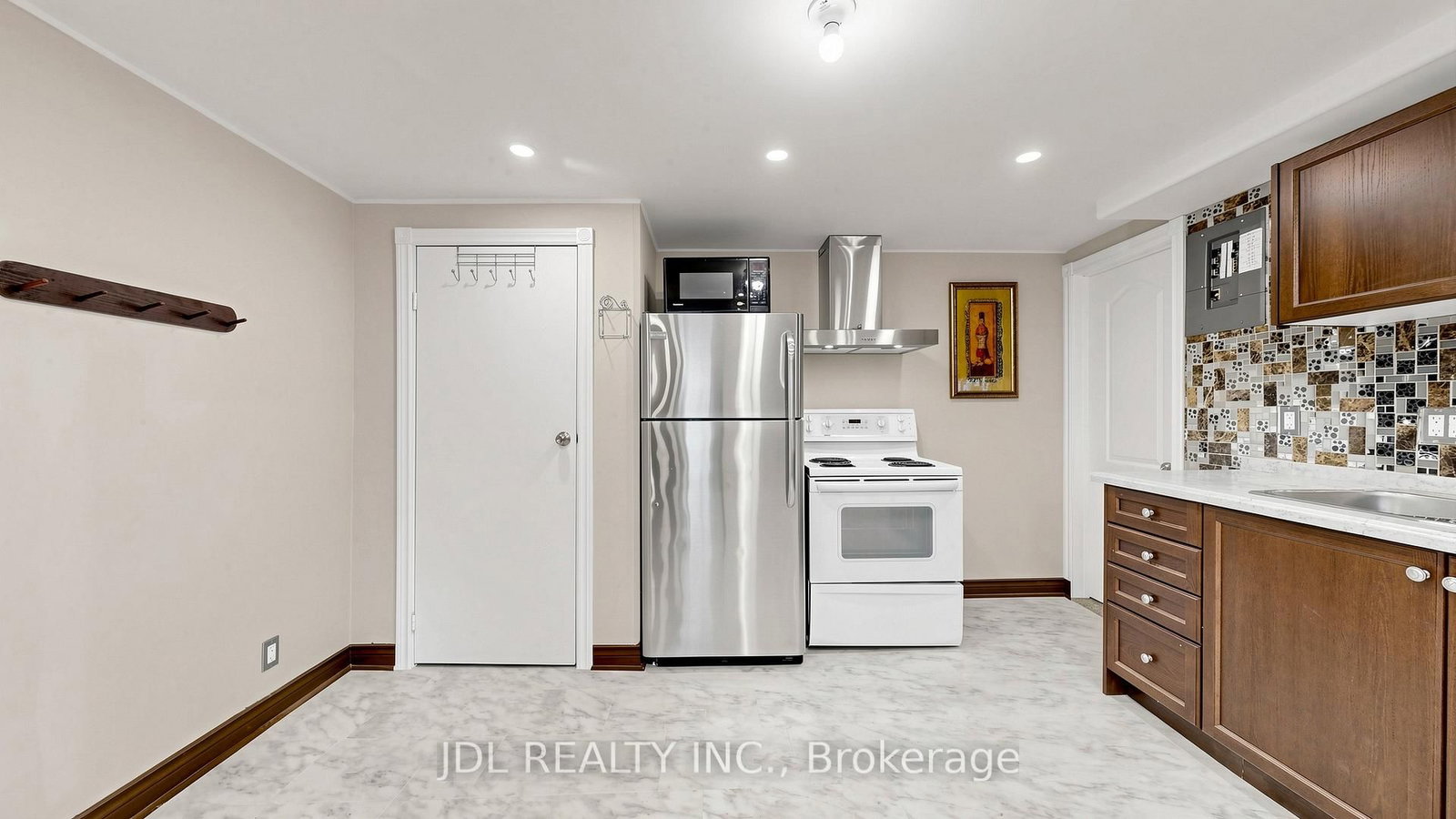956 Lake Drive E • Georgina, ON photo 27