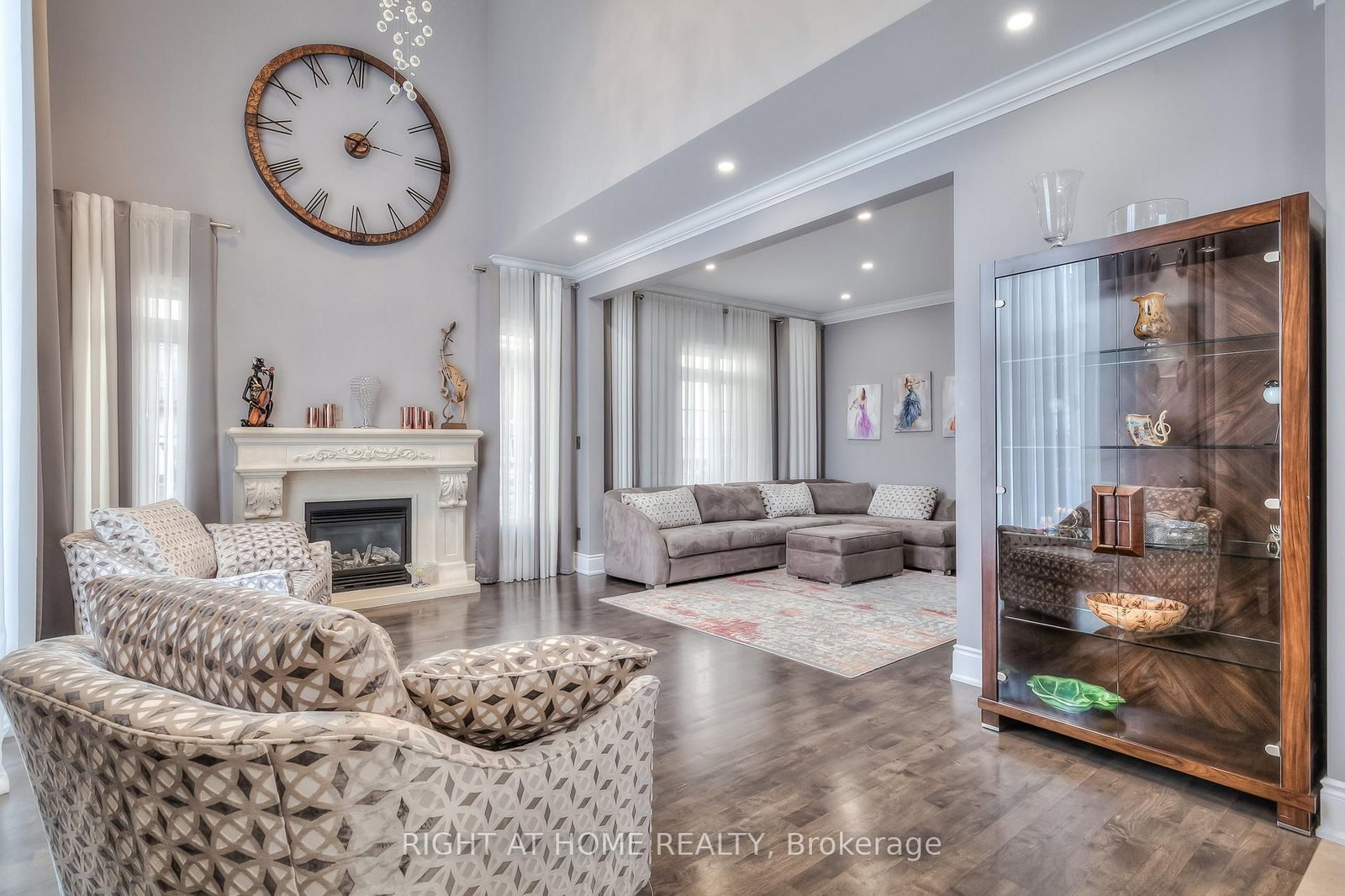 26 Little Natalie Crt, Vaughan, view 3